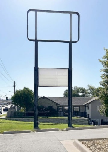 More Photos Of 1209-1211 Missouri Blvd, Jefferson City Fast Food For Lease