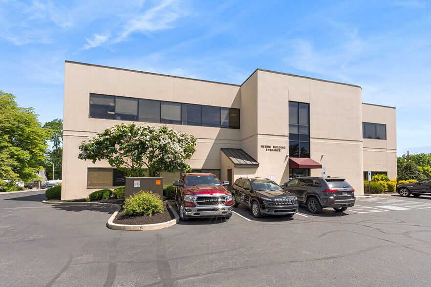 More Photos Of 1800 E Lancaster Ave, Paoli Office For Lease