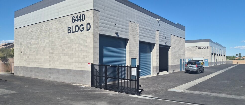 More Photos Of 6440 S Jones Blvd, Las Vegas Self Storage For Sale