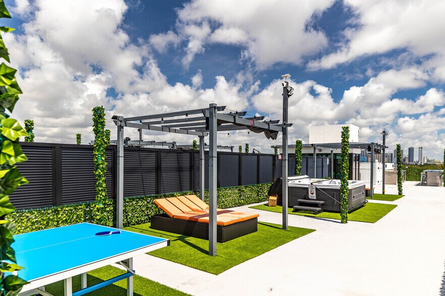 More Photos Of 2100 Miami Rd, Fort Lauderdale Apartments For Sale