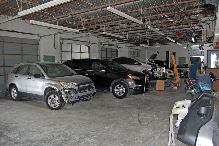 More Photos Of 1801 NW 29th St, Oakland Park Auto Repair For Lease