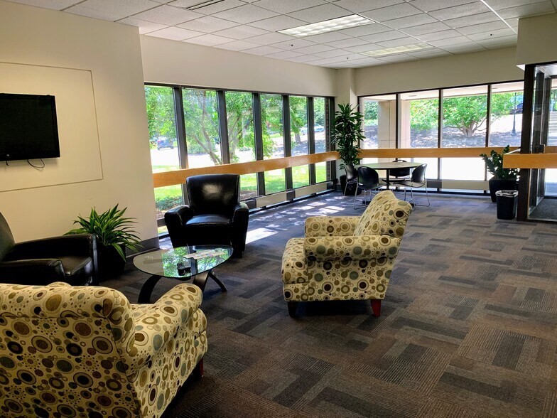 More Photos Of 305 Foster St, Littleton Office For Lease