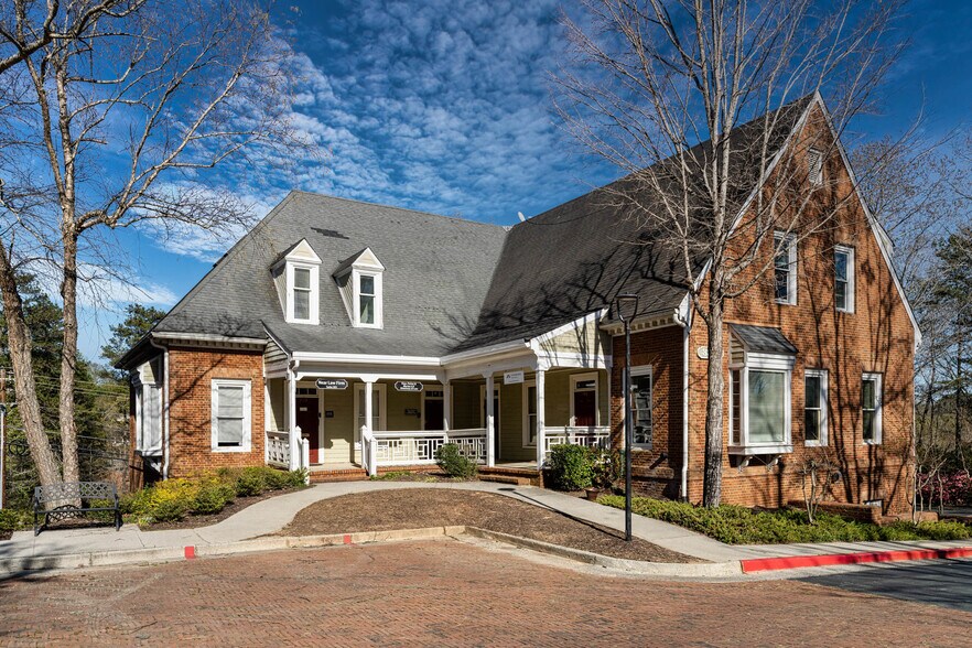 More Photos Of 3937-3965 Holcomb Bridge Rd, Peachtree Corners Unknown For Lease