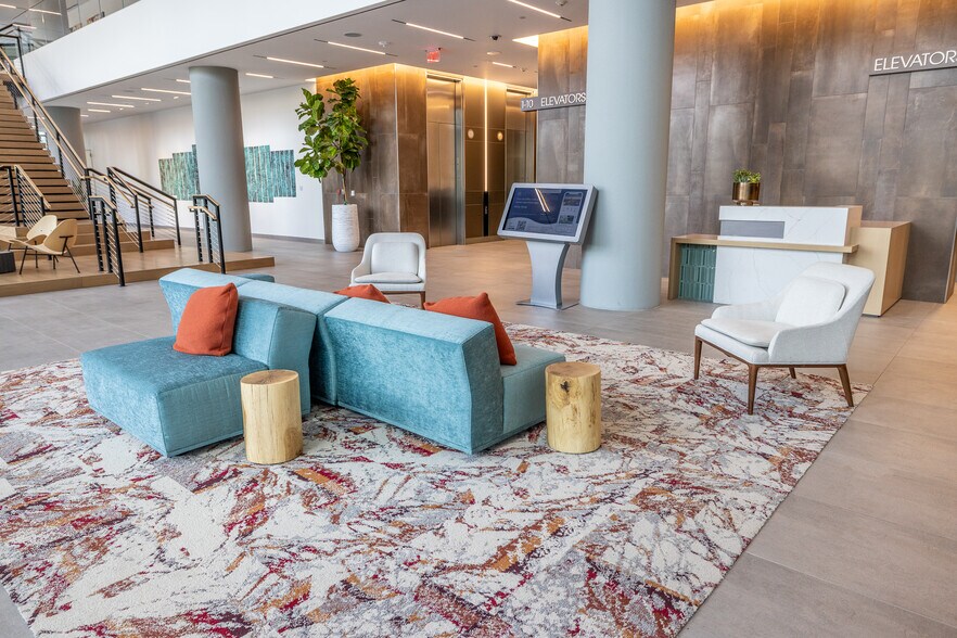 More Photos Of 820 Gessner Rd, Houston Office For Lease