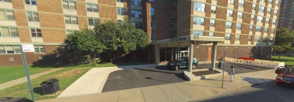 Primary Photo Of 1305 Delmar Loop, Brooklyn Healthcare For Lease