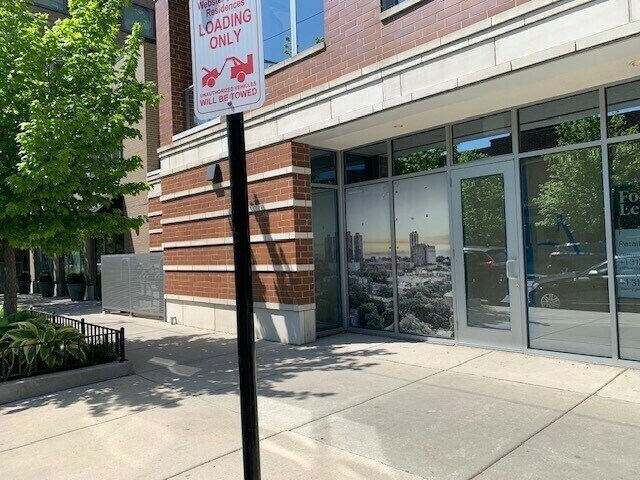 More Photos Of 558 W Webster Ave, Chicago Apartments For Lease