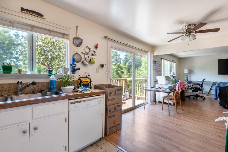 More Photos Of 1110 Allerton St, Redwood City Apartments For Sale