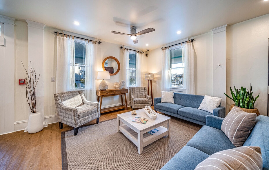 More Photos Of 724 Ocean Ave, Ocean City Hotel For Sale