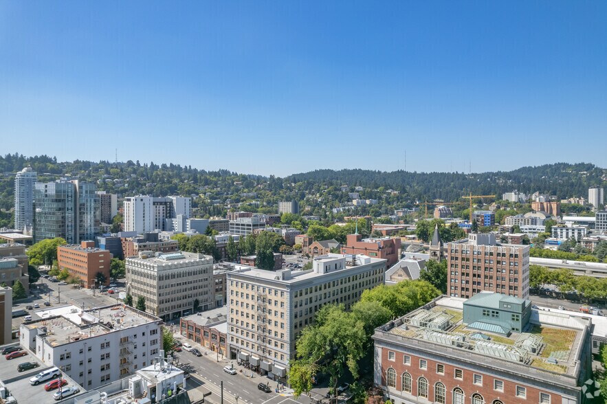 More Photos Of 1020 SW Taylor St, Portland Office For Lease