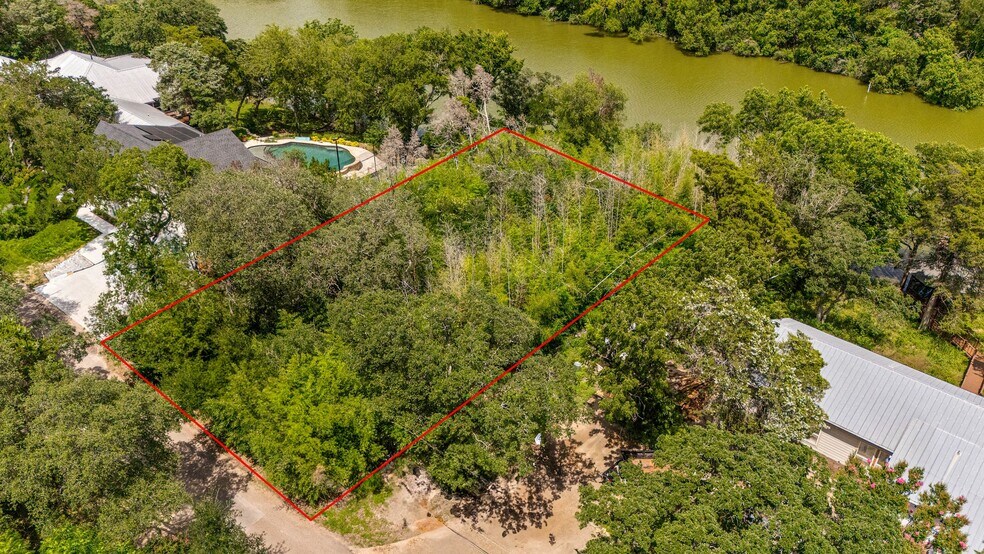 More Photos Of TBD Rainbow Dr, Woodway Land For Sale