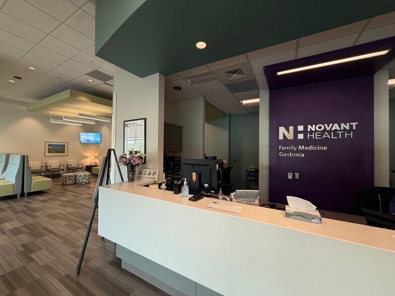 More Photos Of 885 Summit Crossing Pl, Gastonia Office For Sale
