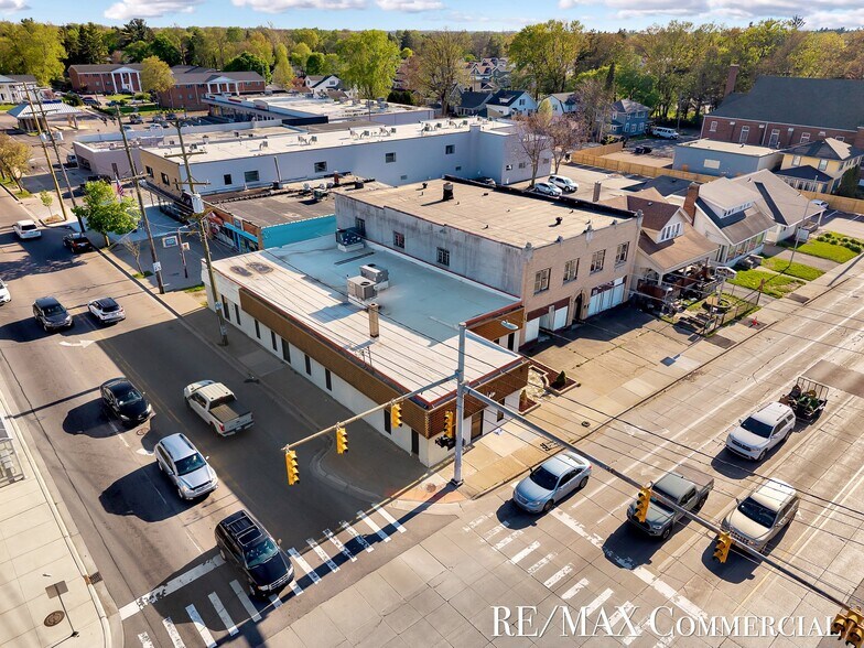 More Photos Of 2007 Eastern Ave SE, Grand Rapids Office For Sale