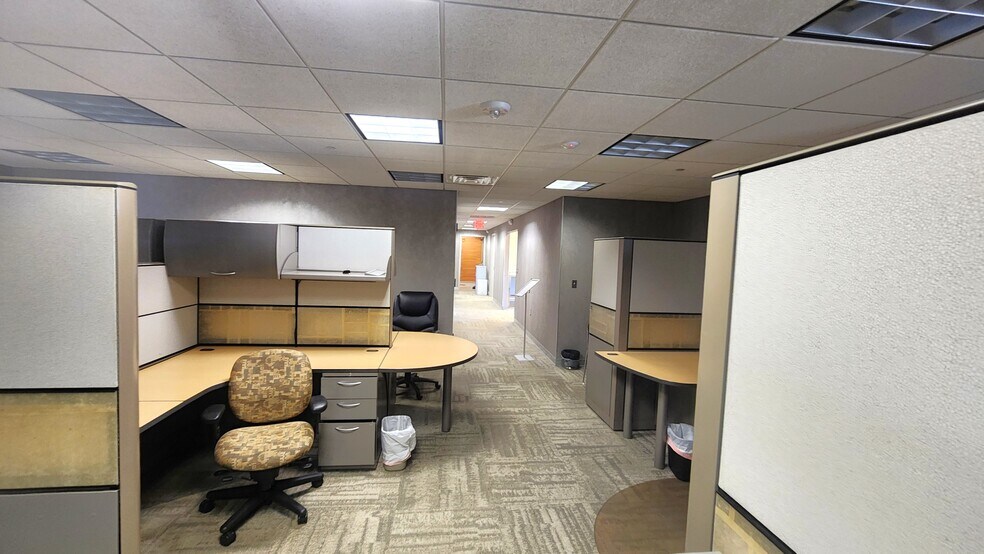 More Photos Of 490-492 Rt 46, Fairfield Industrial For Lease