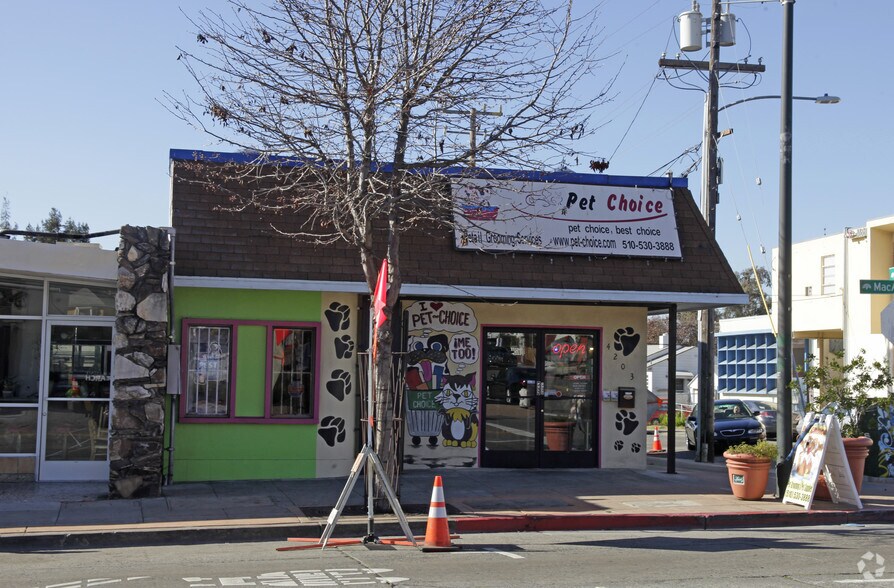 More Photos Of 4203 MacArthur Blvd, Oakland Storefront For Sale