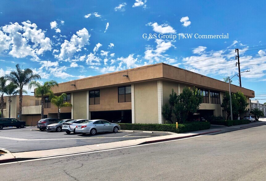 Primary Photo Of 3400 W Ball Rd, Anaheim Medical For Lease