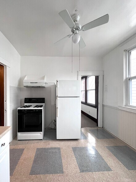 More Photos Of 1947-1949 Coltman Rd, Cleveland Apartments For Sale