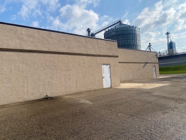 More Photos Of 424 1st Ave SE, Stewartville Office For Sale