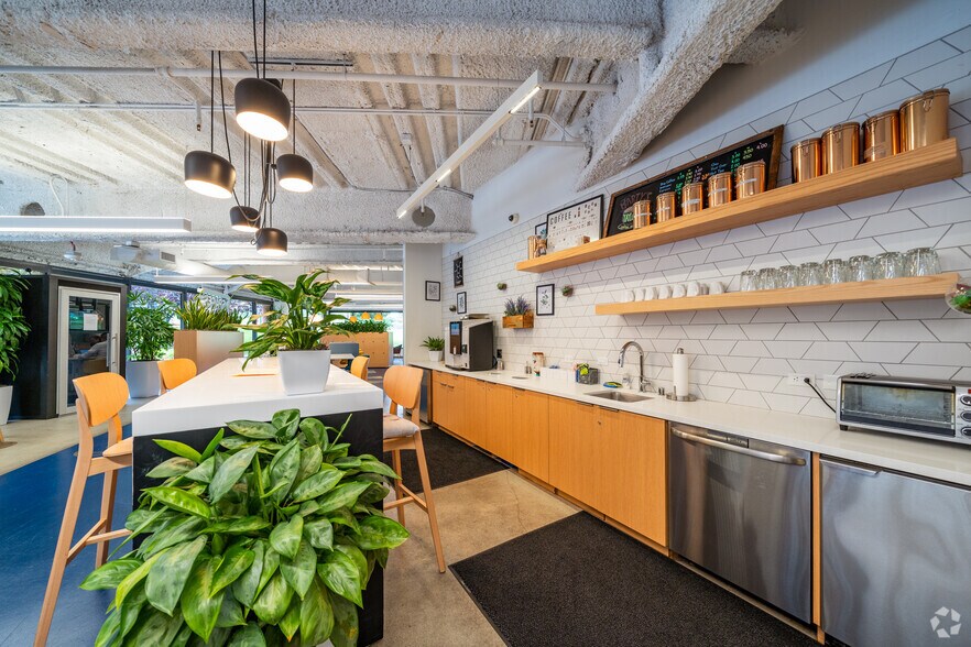 More Photos Of 1160 Battery St, San Francisco Coworking Space