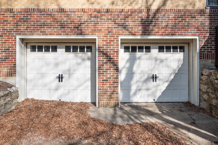 More Photos Of 614 S Main St, Blacksburg Medical For Sale