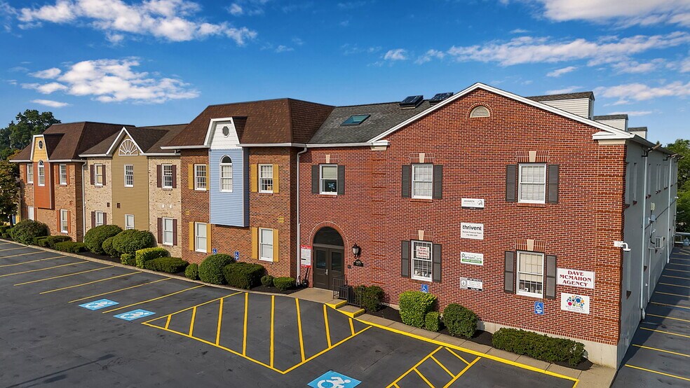 More Photos Of 4476 Main St, Amherst Loft Creative Space For Lease