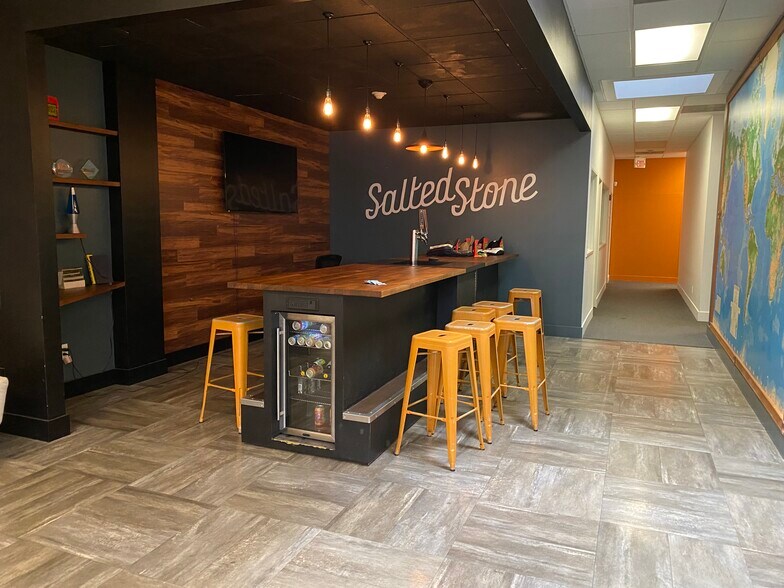 More Photos Of 114 W Lime Ave, Monrovia Loft Creative Space For Lease