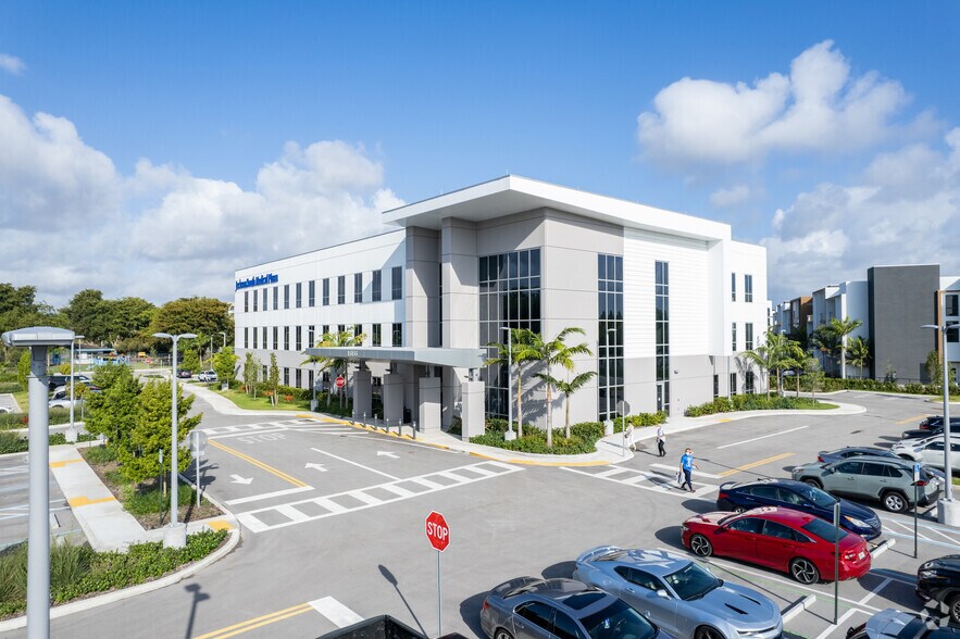 Primary Photo Of 15155 SW 97th Ave, Miami Medical For Lease