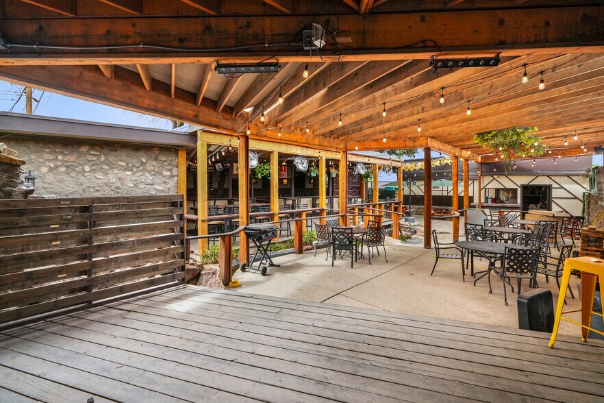 More Photos Of 5200 Doniphan Dr, El Paso Bar For Sale