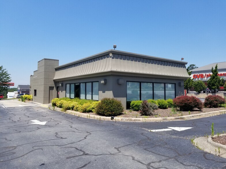 More Photos Of 713 Highway St, Madison Fast Food For Sale