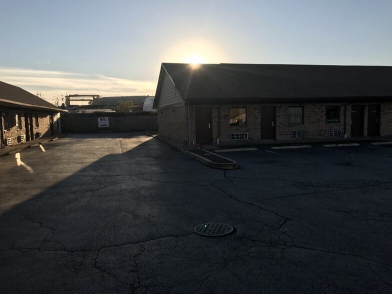 More Photos Of 3607 Hamilton Ave, Saint Louis Hotel For Sale