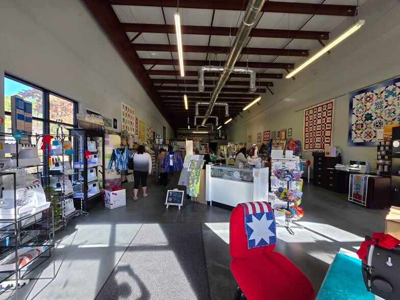 More Photos Of 4375 Bluffton Pky, Bluffton Storefront For Lease