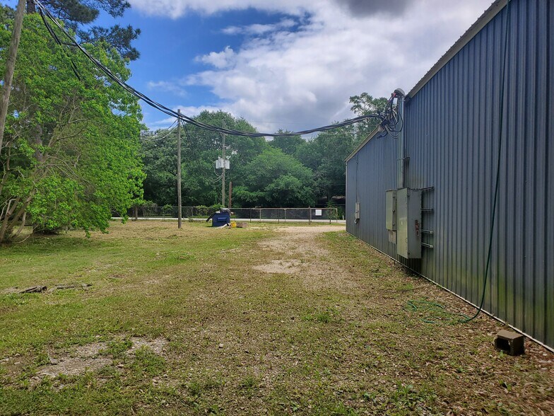 More Photos Of 1544 Jefferson Chemical Rd, Conroe Warehouse For Sale