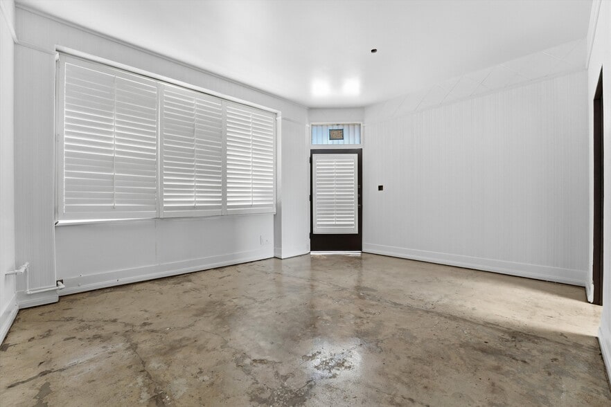 More Photos Of 11317 Atlantic Ave, Lynwood Warehouse For Sale