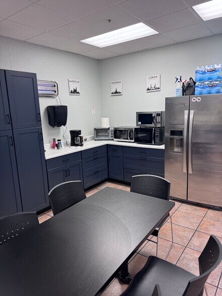 More Photos Of 9330-9340 NW 110th Ave, Miami Warehouse For Lease