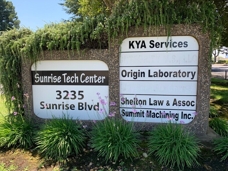 More Photos Of 3235 Sunrise Blvd, Rancho Cordova Warehouse For Lease