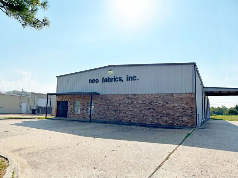 Primary Photo Of 1506 Corporate Dr, Shreveport Manufacturing For Lease