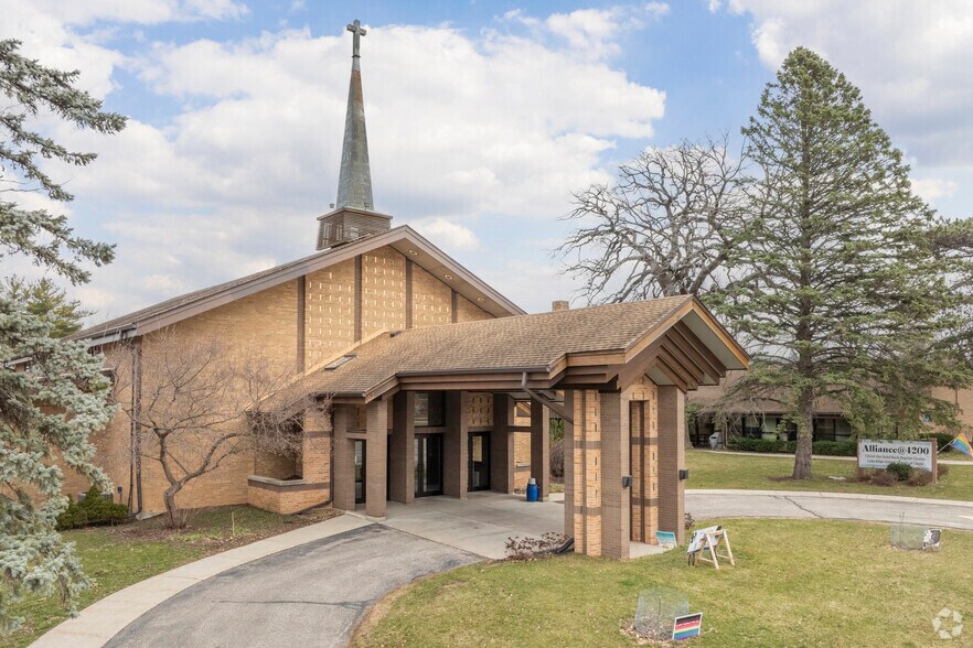 More Photos Of 4200 Buckeye Rd, Madison Religious Facility For Sale