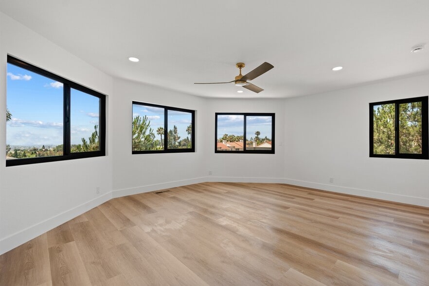 More Photos Of 6801 El Fuerte St, Carlsbad Apartments For Sale