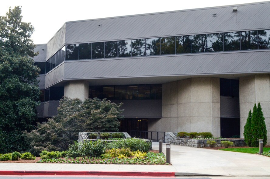 2300 Lake Park Dr SE, Smyrna, GA 30080 For Lease