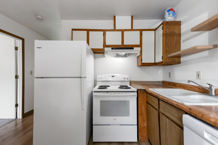 More Photos Of 510 Fig St, Moses Lake Apartments For Sale