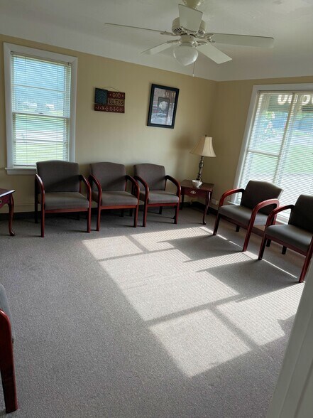 More Photos Of 7664 Broadview Rd, Parma General Retail For Sale