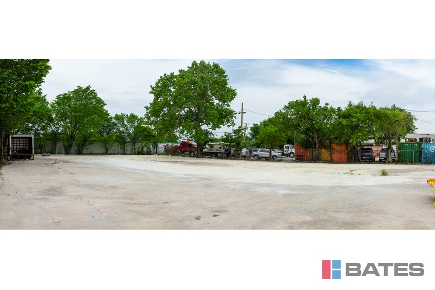 More Photos Of 5141 Boyd Blvd, Rowlett Distribution For Lease