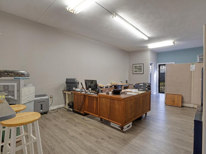 More Photos Of 1311 S Missouri Ave, Clearwater Freestanding For Sale