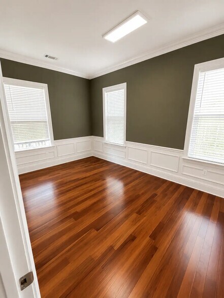 More Photos Of 421-423 N Florida St, Covington Loft Creative Space For Lease