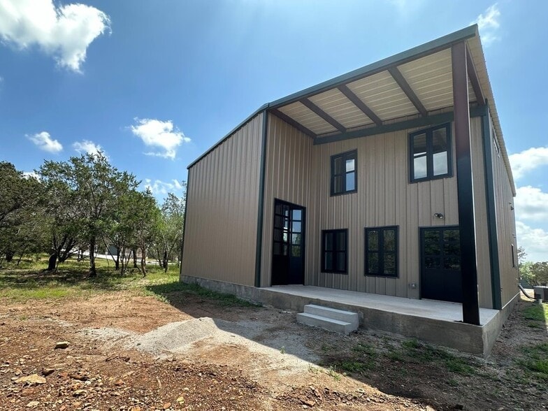 More Photos Of 7501 SH 71, Spicewood Unknown For Lease