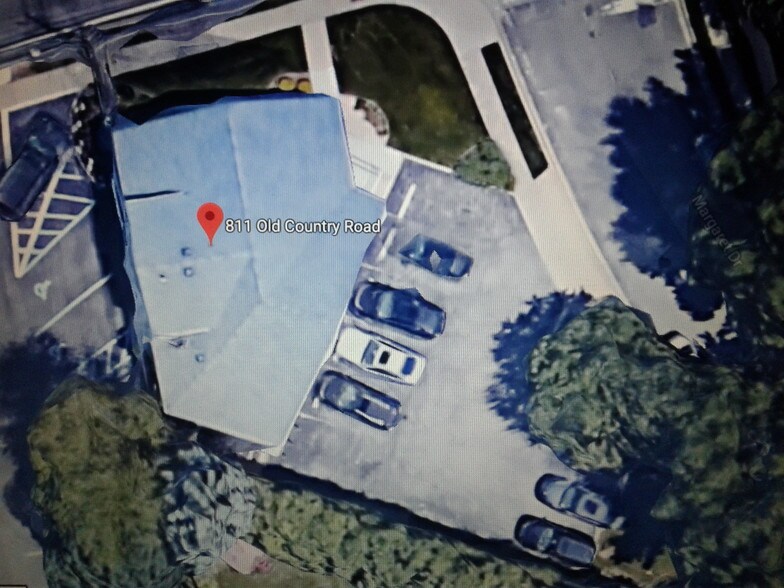 More Photos Of 811 Old Country Rd, Plainview Office Residential For Lease