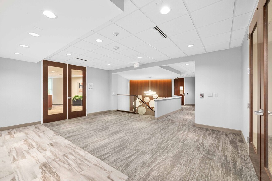 More Photos Of 2301 Rexwoods Dr, Raleigh Medical For Lease