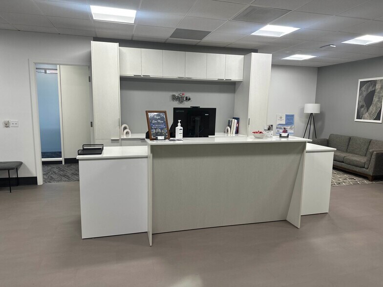 More Photos Of 221 1st Ave W, Seattle Coworking Space