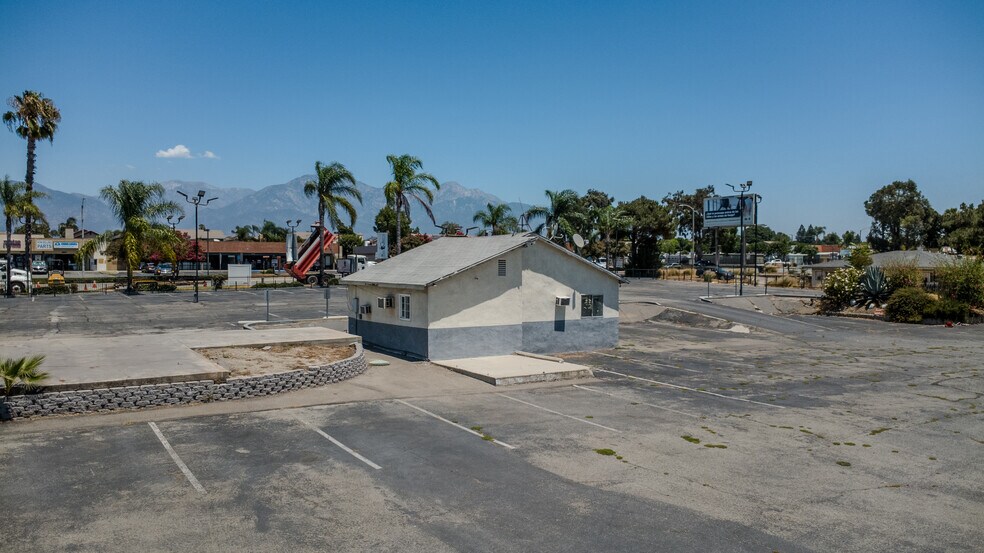 More Photos Of 4963 Holt Blvd, Montclair Land For Sale