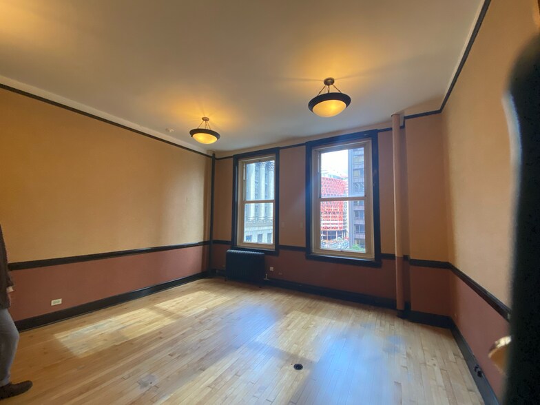 More Photos Of 77 W Washington St, Chicago Office For Lease