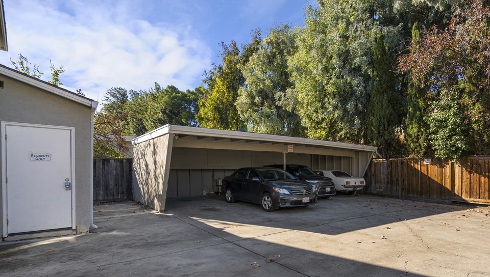 More Photos Of 955 Vermont St, San Jose Apartments For Sale